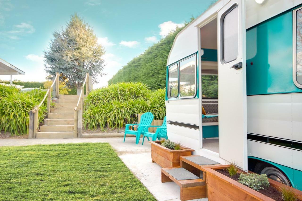 Mountviews Glamping- Retro Caravan Getaway Hotel Taupo Exterior photo