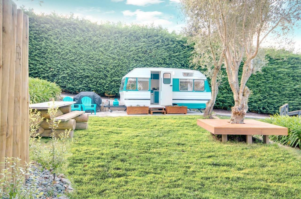 Mountviews Glamping- Retro Caravan Getaway Hotel Taupo Exterior photo